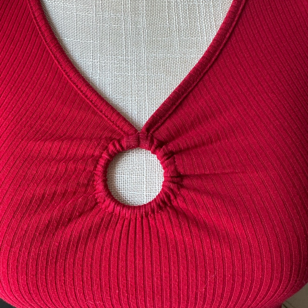 Hollister Vibrant Red Ribbed Top - Picture 3 of 5